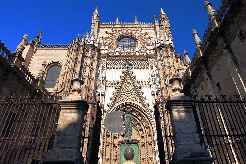 Cathedral of Sevilla - Sevilla | Secret World Trip Planner
