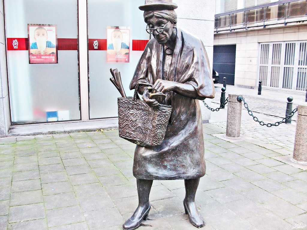 Madame Chapeau - Bruxelles | Secret World Trip Planner