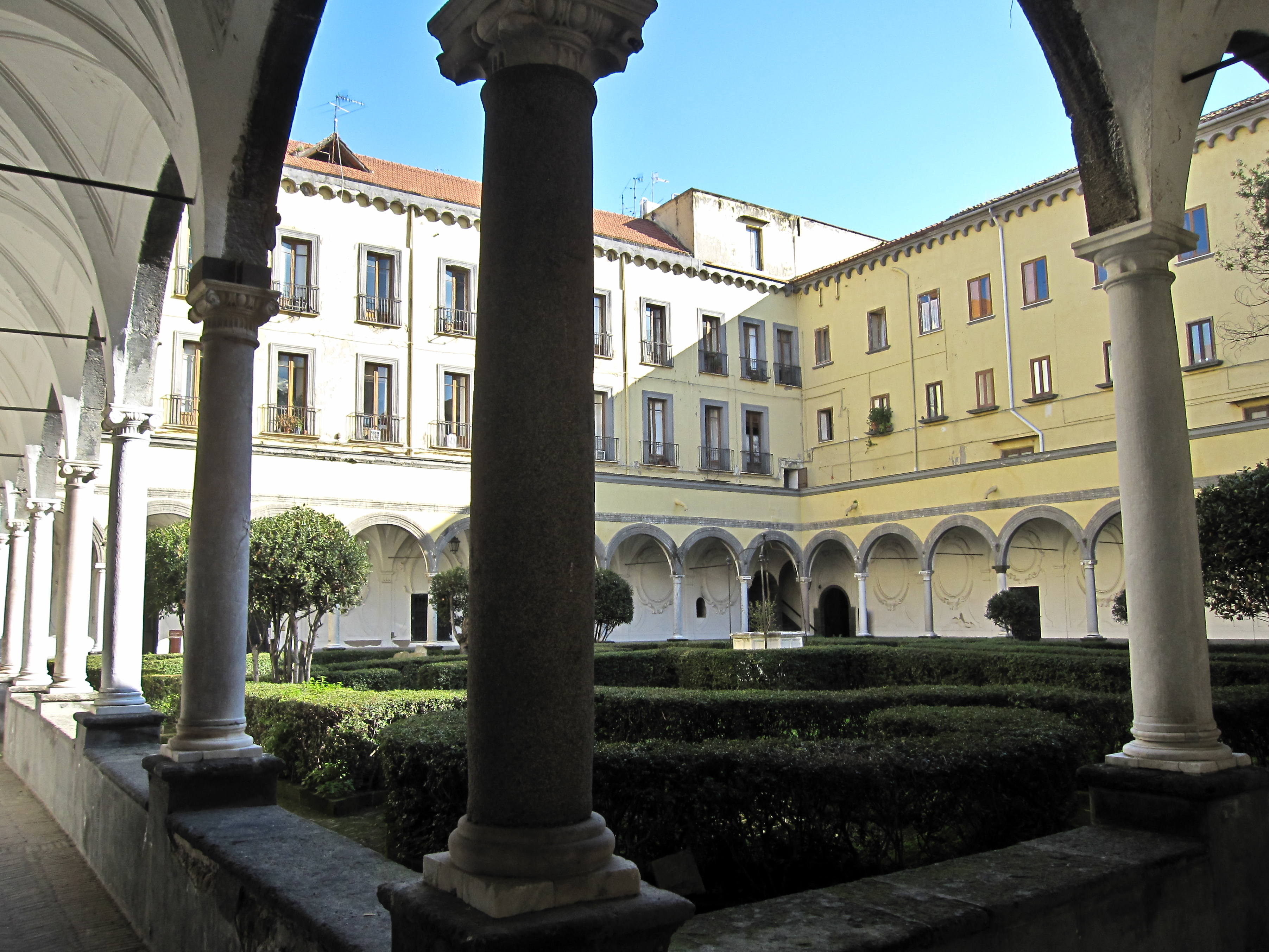Complesso Monumentale di Santa Maria la Nova - Napoli | Secret World Trip Planner