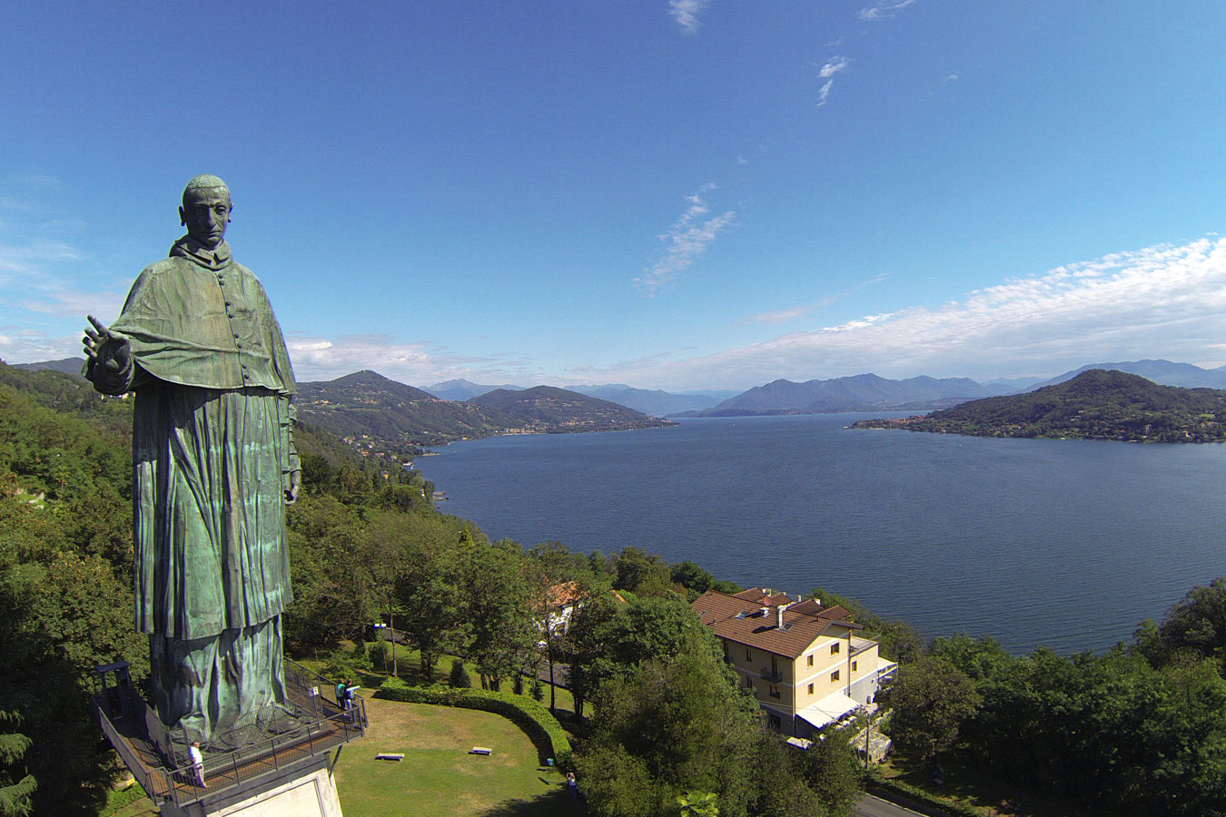 Colosso di S.Carlo Borromeo - Arona | Secret World Trip Planner