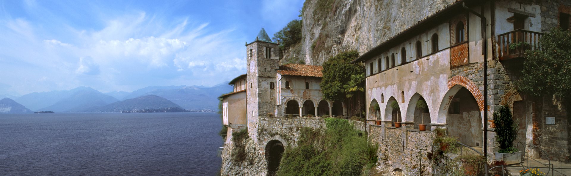 Eremo di Santa Caterina del Sasso — Leggiuno