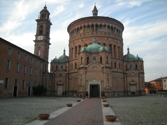 Santa Maria della Croce - Crema | Secret World Trip Planner