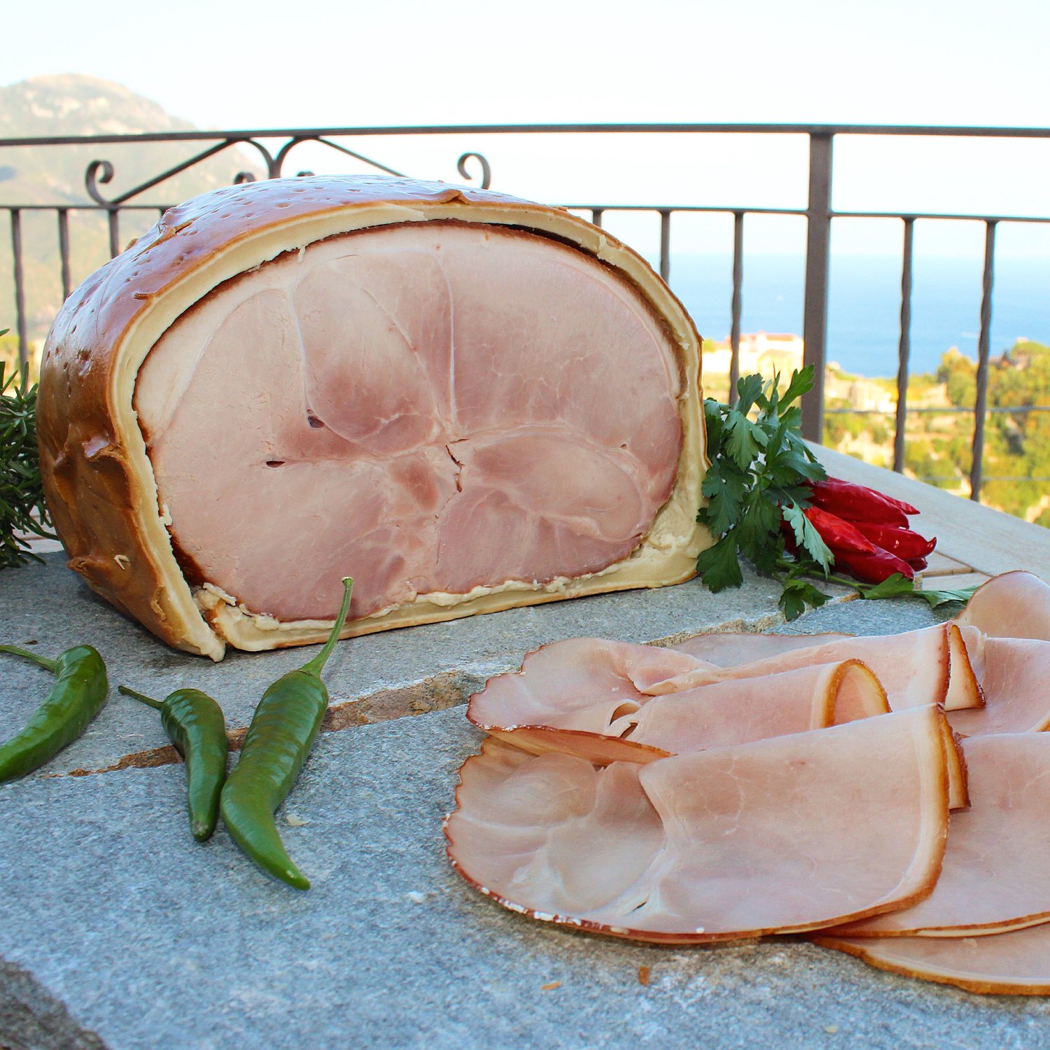 Prosciutto Cotto in crosta di pane - Trieste | Secret World Trip Planner