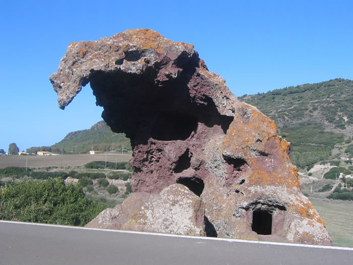 Roccia dell'Elefante - Castelsardo | Secret World Trip Planner