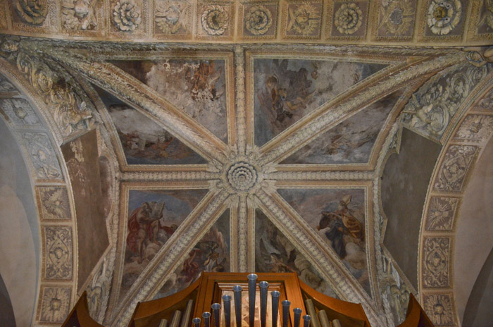Chiesa di S. Pietro Apostolo - Minturno | Secret World Trip Planner