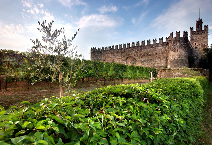 Castello di Bornato e Villa Orlando - Bornato | Secret World Trip Planner