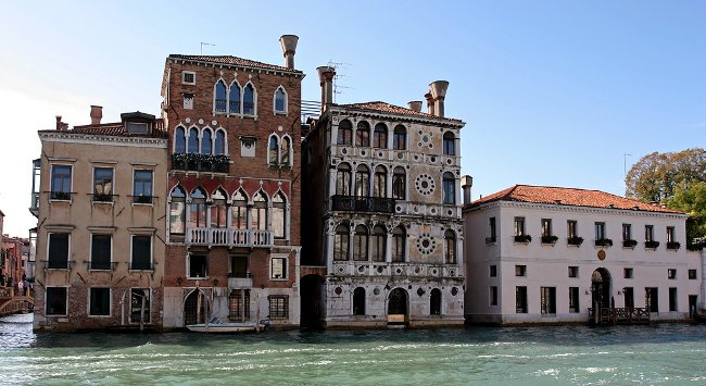 Ca Dario il Palazzo maledetto - Venezia | Secret World Trip Planner