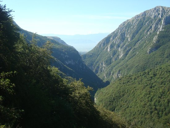 Gole di Celano Aielli - Ovindoli | Secret World Trip Planner