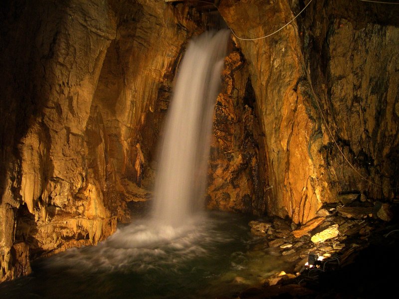 Grotte di Bossea - Bossea | Secret World Trip Planner