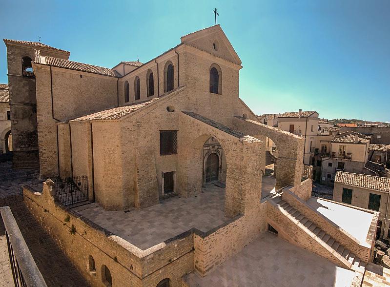 Cattedrale di S. Maria Assunta — Tricarico