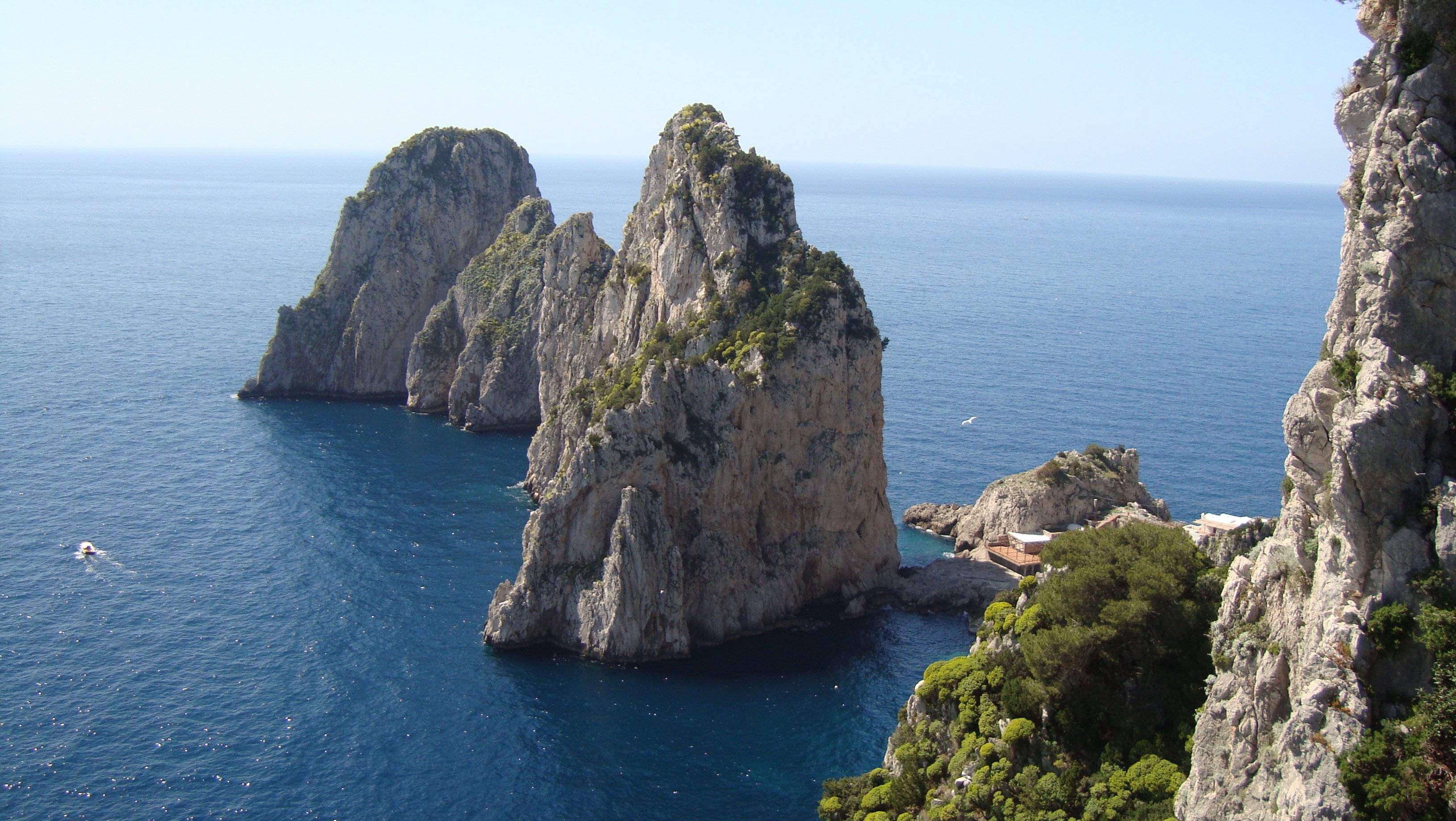 I faraglioni — I Faraglioni