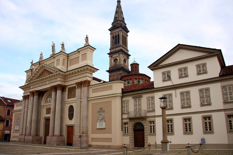 Duomo di Alessandria - Alessandria | Secret World Trip Planner