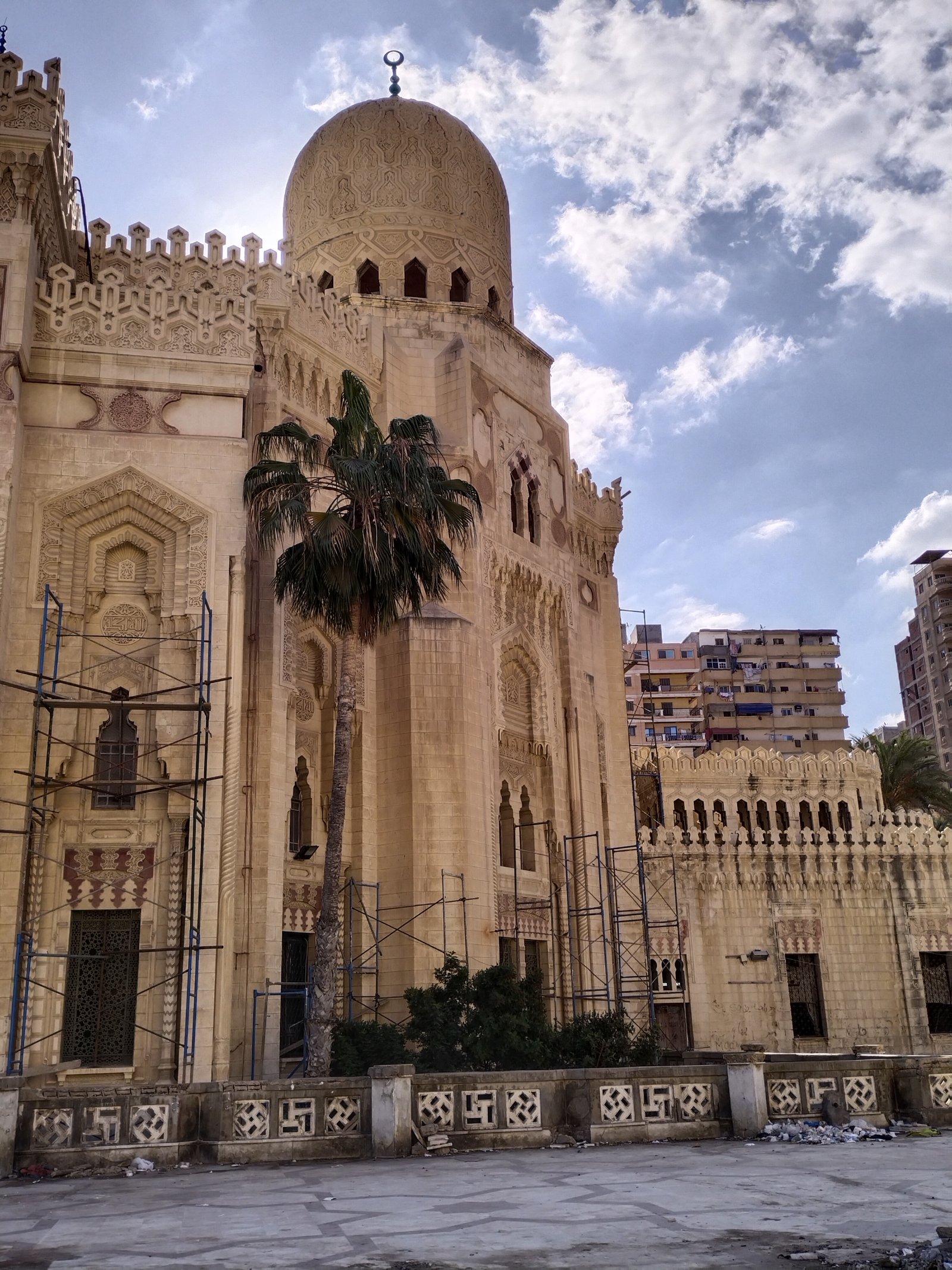 Alexandria | Die Abu Abbas al-Mursi Moschee - Qesm Al Gomrok | Secret World Trip Planner