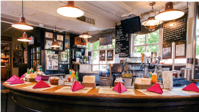 Union Oyster House: the oldest operating restaurant in Usa - Secret World - Union Oyster House | Secret World Trip Planner