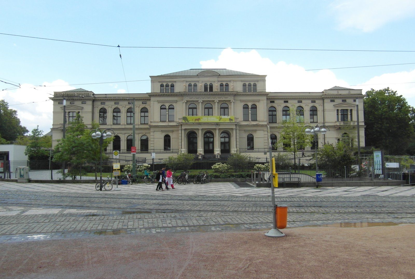 Frankfurter Zoo - Frankfurt am Main | Secret World Trip Planner