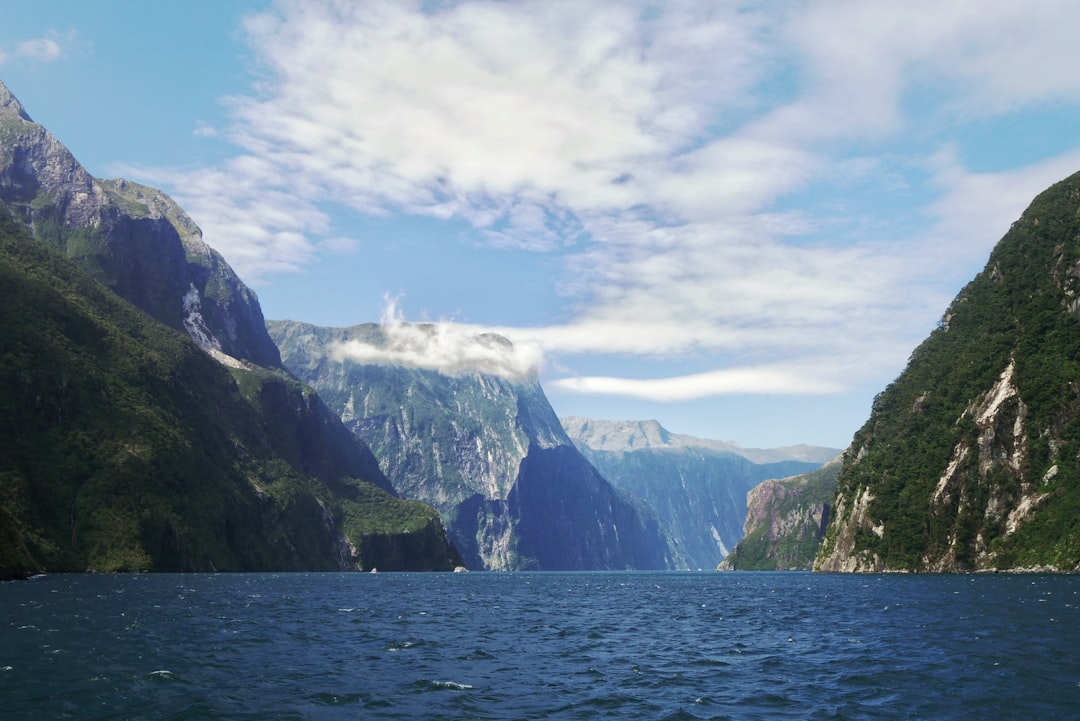 Milford Sound - New Zealand's most spectacular natural attraction - Milford Sound | Secret World Trip Planner
