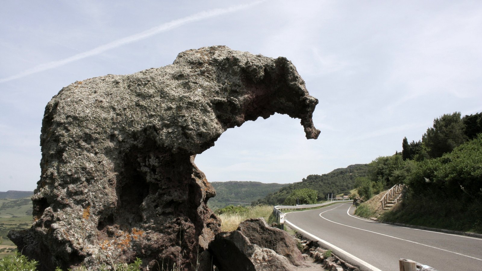 Italy : Elephant Rock  - Castelsardo | Secret World Trip Planner