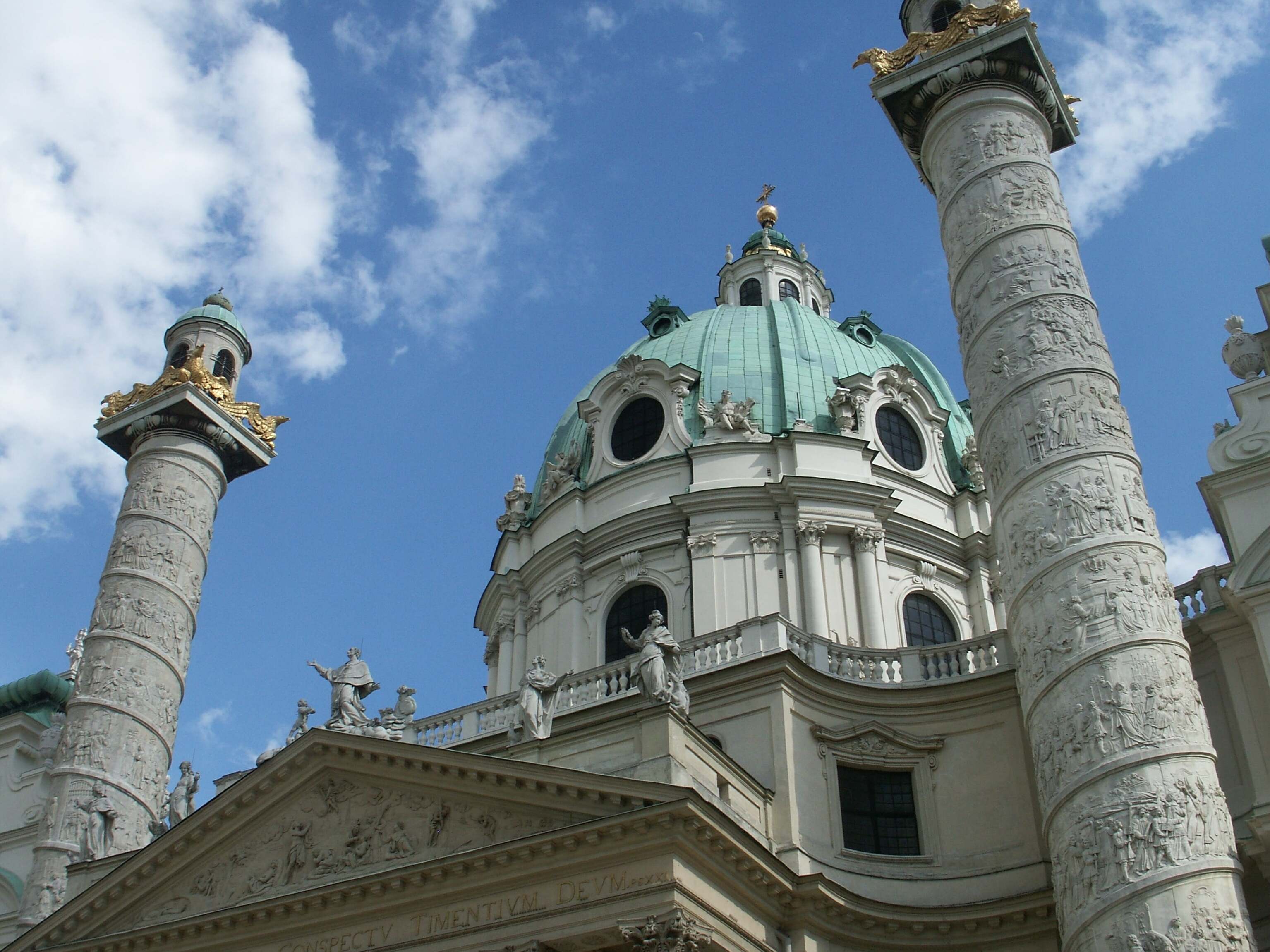Columns at Kariskirche - Wien | Secret World Trip Planner