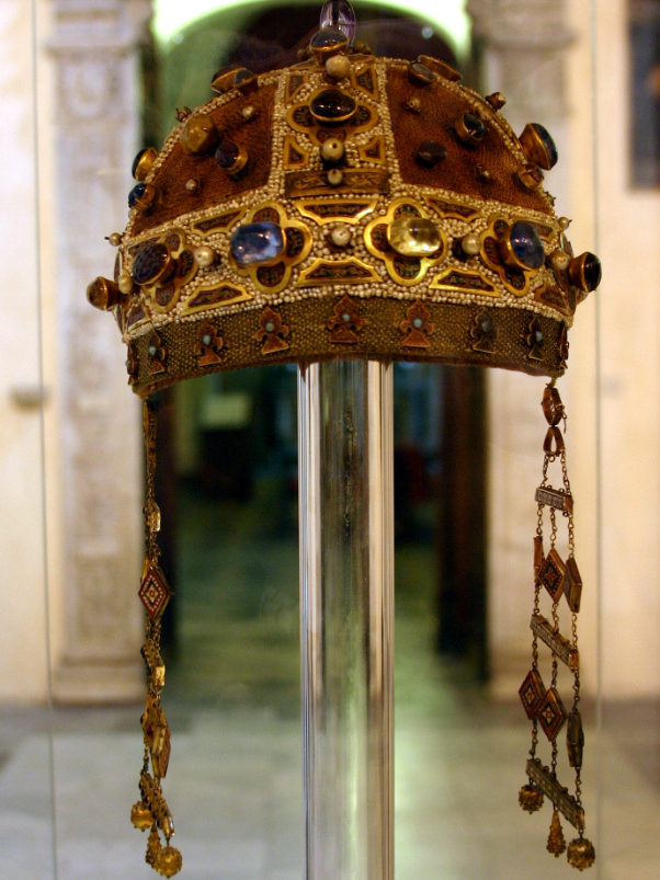 Constance of Aragon's crown - Palermo | Secret World Trip Planner