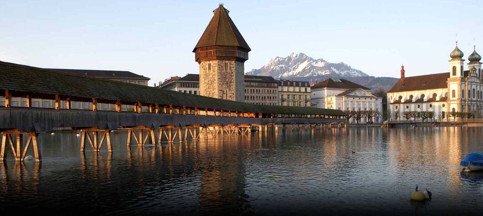 The Chapel Bridge (Kapellbrücke) — Lucerna