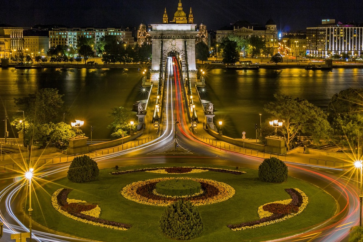 Szechenyi Chain Bridge Budapest - Budapest | Secret World Trip Planner