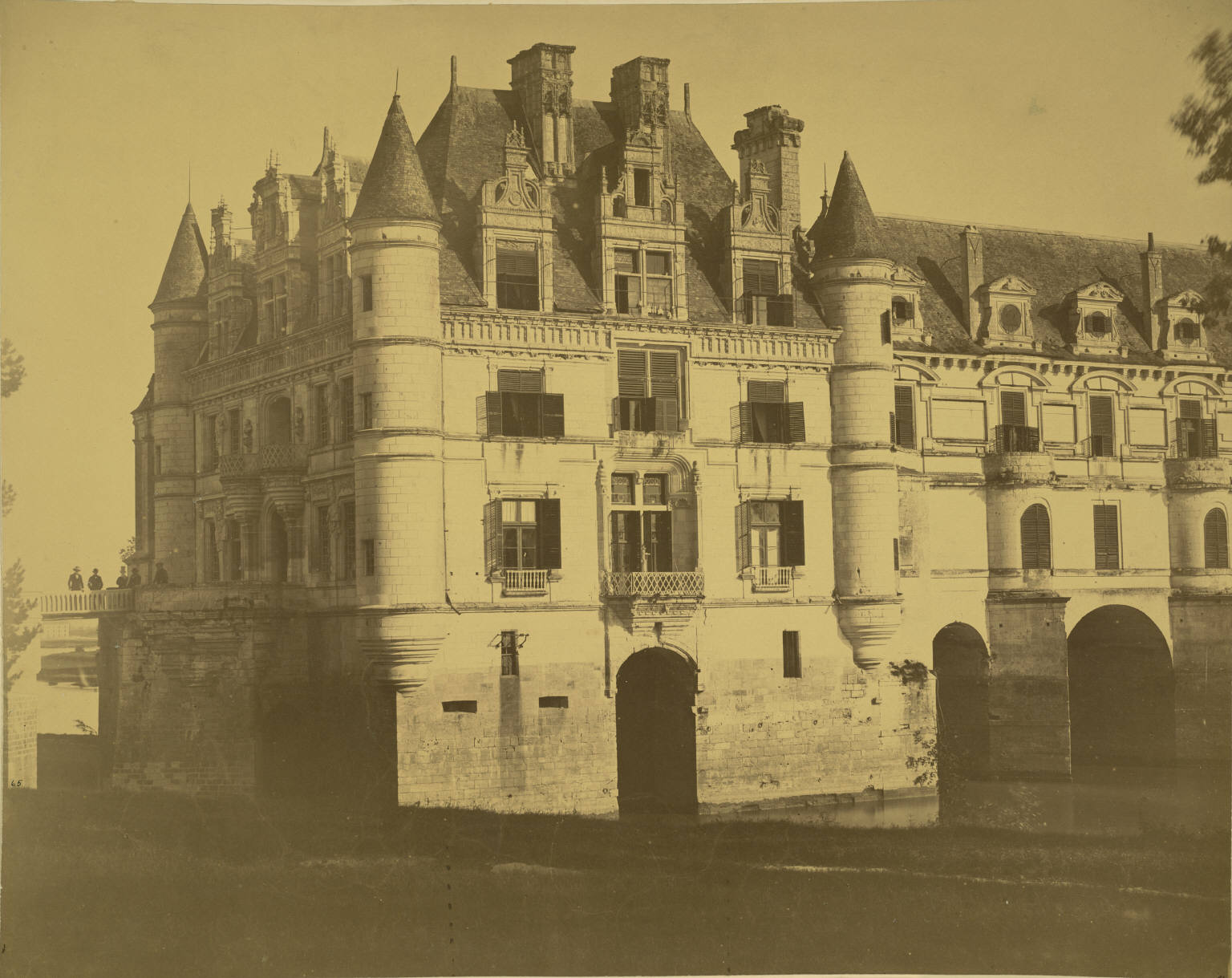 Castle of Chenonceaux - Chenonceaux | Secret World Trip Planner