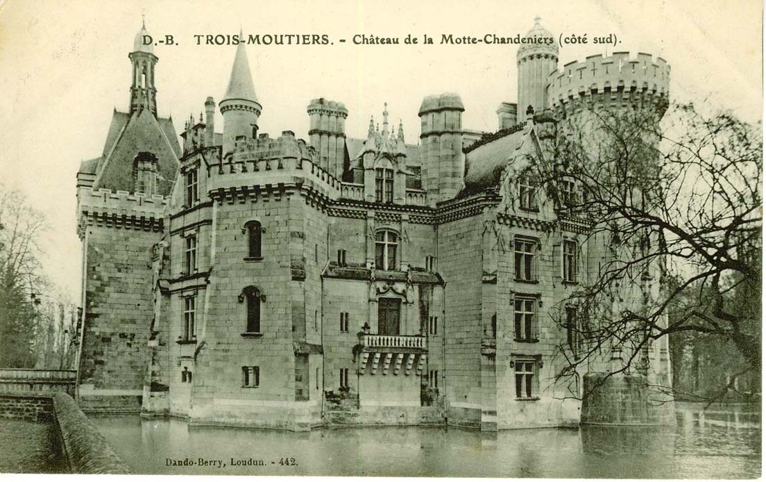 Château de La Mothe-Chandeniers - Les Trois-Moutiers | Secret World Trip Planner