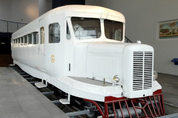 The Micheline train — Antananarivo