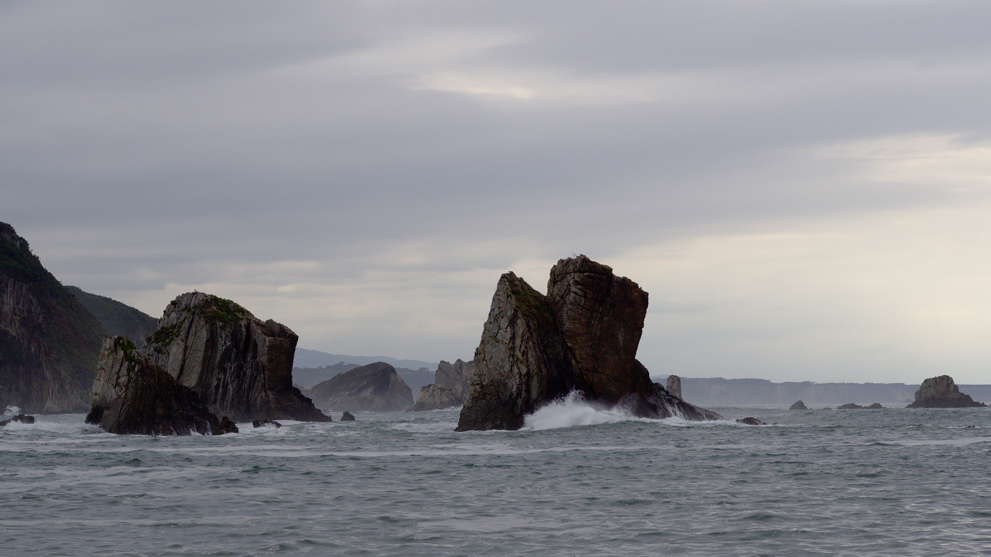 Playa del Silencio: Einer der schönsten Strände Spaniens - Secret World - Playa del Silencio O Gaviero | Secret World Trip Planner