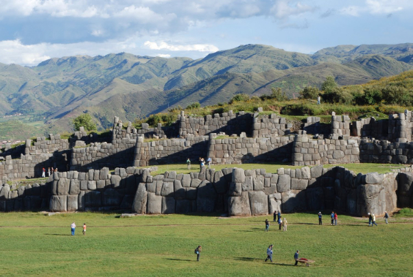Germanyywaman in Perù — Sacsayhuamán