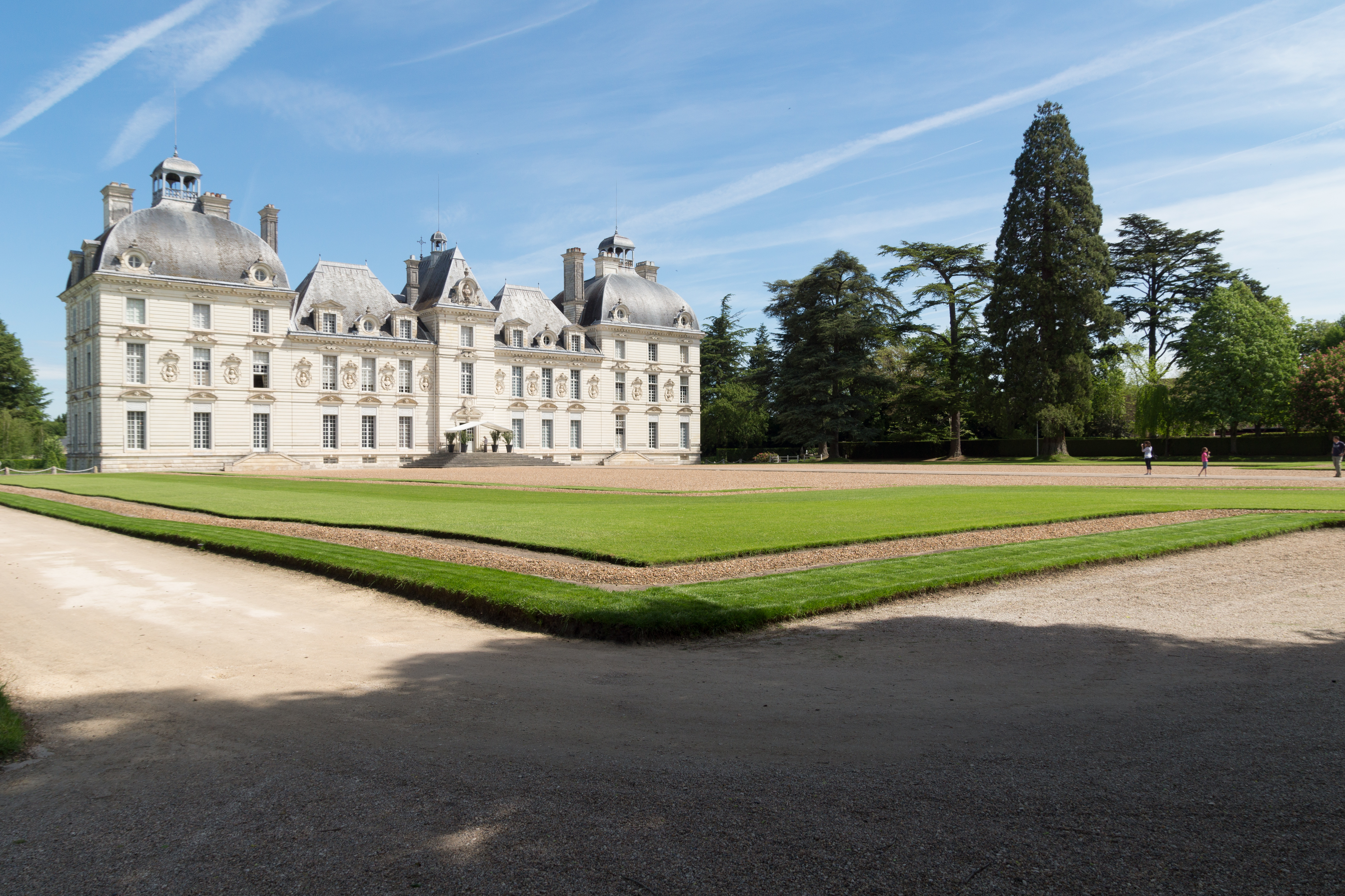 Cheverny Castle - Loire Valley - Castello di Cheverny | Secret World Trip Planner