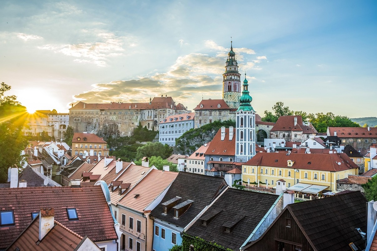 Cèsky' Krumlov is a gorgeous medieval town - ?eský Krumlov | Secret World Trip Planner