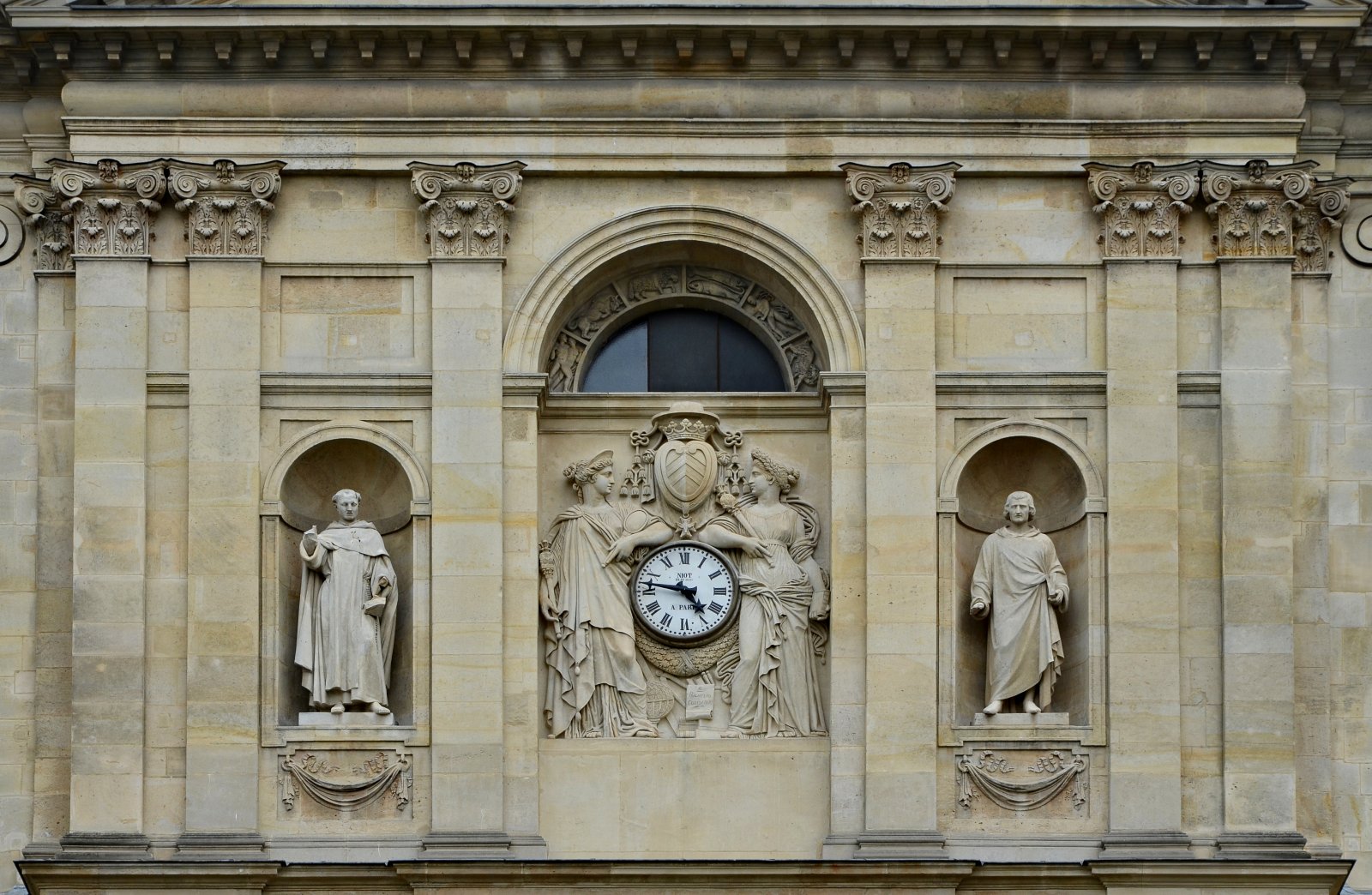 Richelieu and  the Chapelle de la Sorbonne - Paris | Secret World Trip Planner