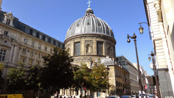 Kirche Unserer Lieben Frau von Mariä Himmelfahrt - Paris | Secret World Trip Planner