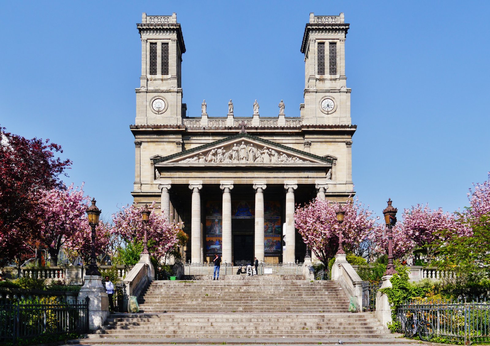 Paris | Saint-Vincent-de-Paul - Paris | Secret World Trip Planner