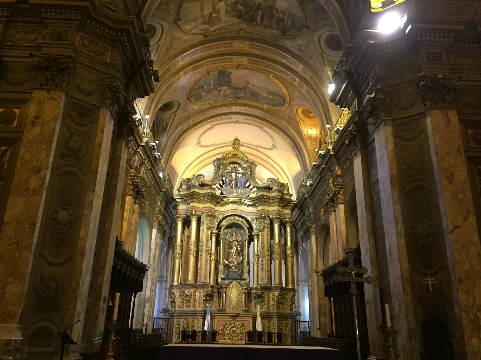Die Kathedrale der Hauptstadt Buenos Aires - Buenos Aires | Secret World Trip Planner