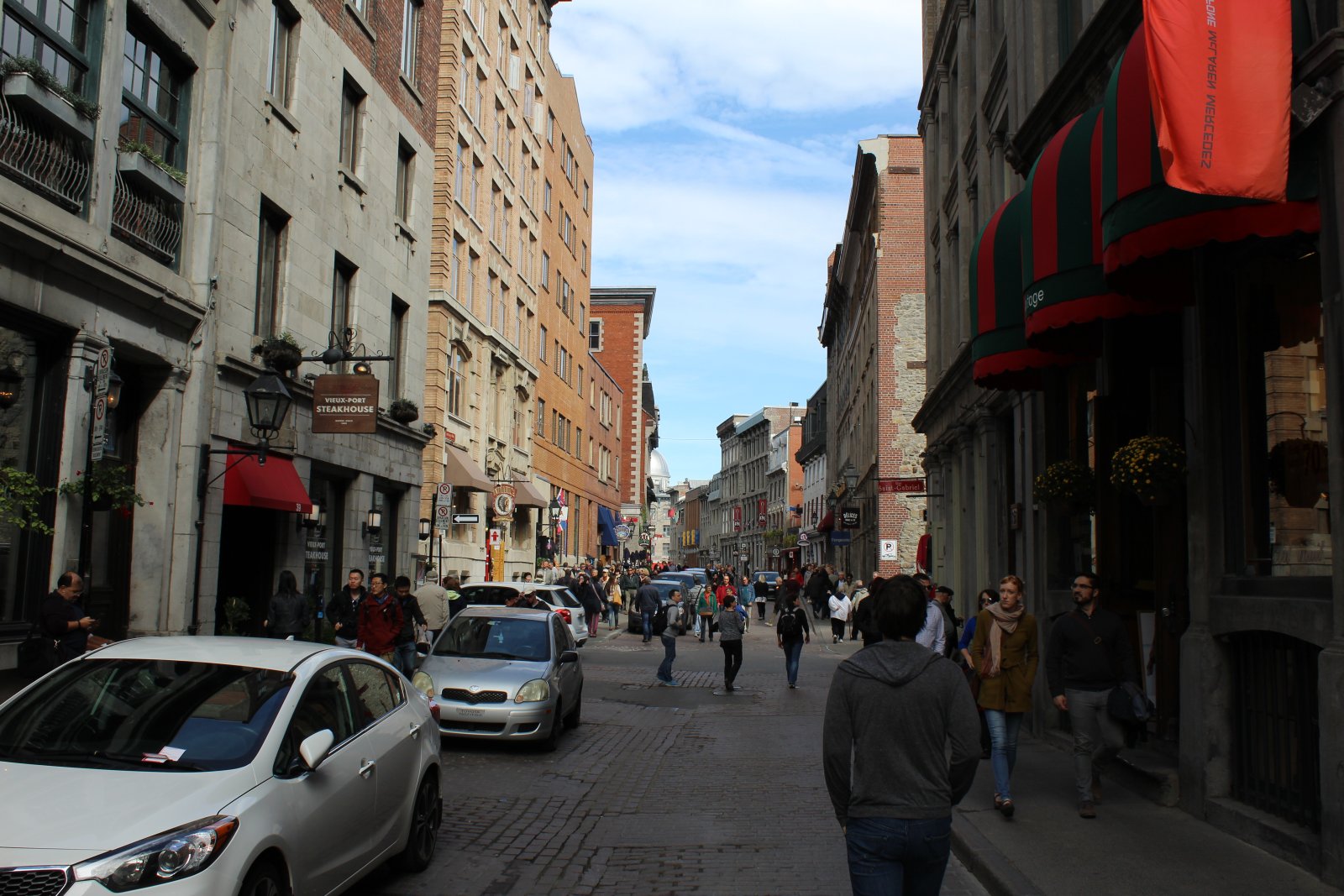 The oldest area of Montreal - Montréal | Secret World Trip Planner
