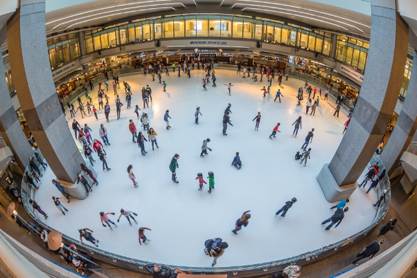 Montreal’s indoor skating rink: 1000 De La Gauchetiere — Montréal