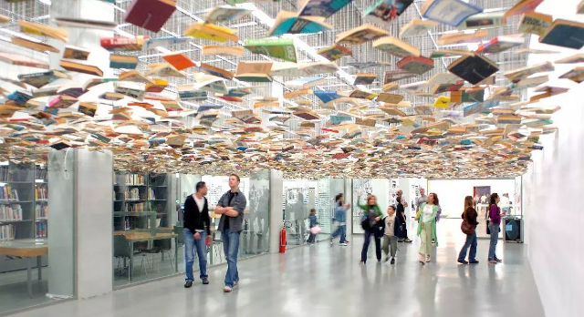 Istanbul Museum of Modern Art - Tophane İskele Cd. No:1/1 | Secret World Trip Planner
