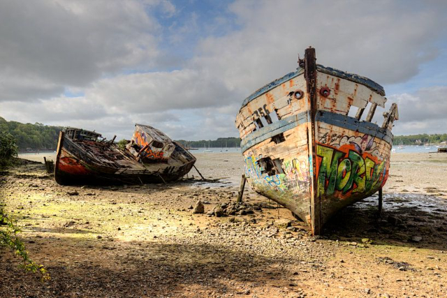 Der Quelmer Bootsfriedhof - Saint-Malo | Secret World Trip Planner
