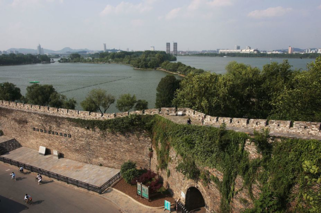 Nanjing City Wall, Hike into History - Nan Jing Shi | Secret World Trip Planner
