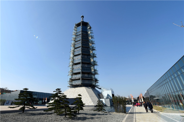 The Porcelain Tower - Nan Jing Shi | Secret World Trip Planner