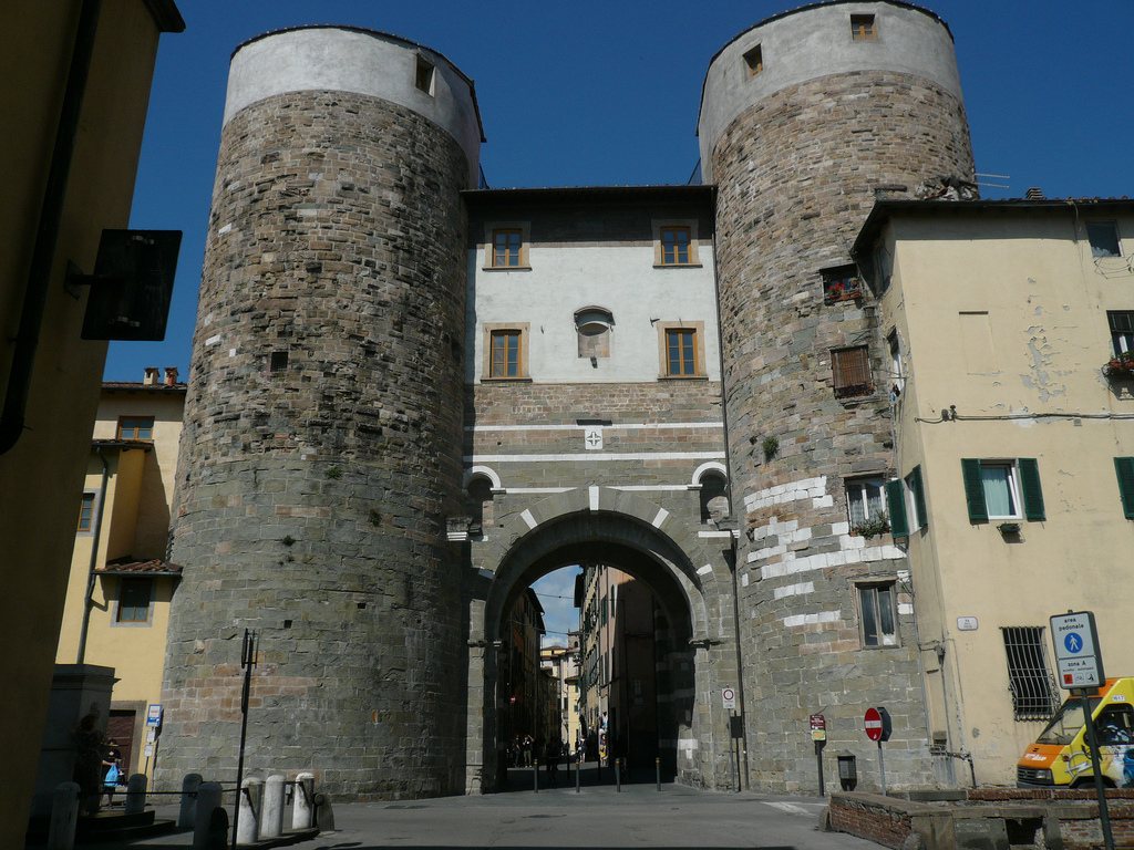 लुक्का दीवारों के अंदर एक गहना है - Lucca LU | Secret World Trip Planner