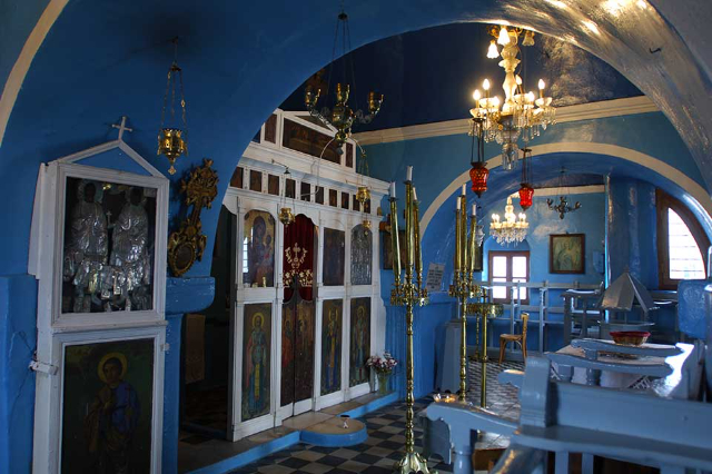 Church of Panagia Paraportiani - Mikonos | Secret World Trip Planner