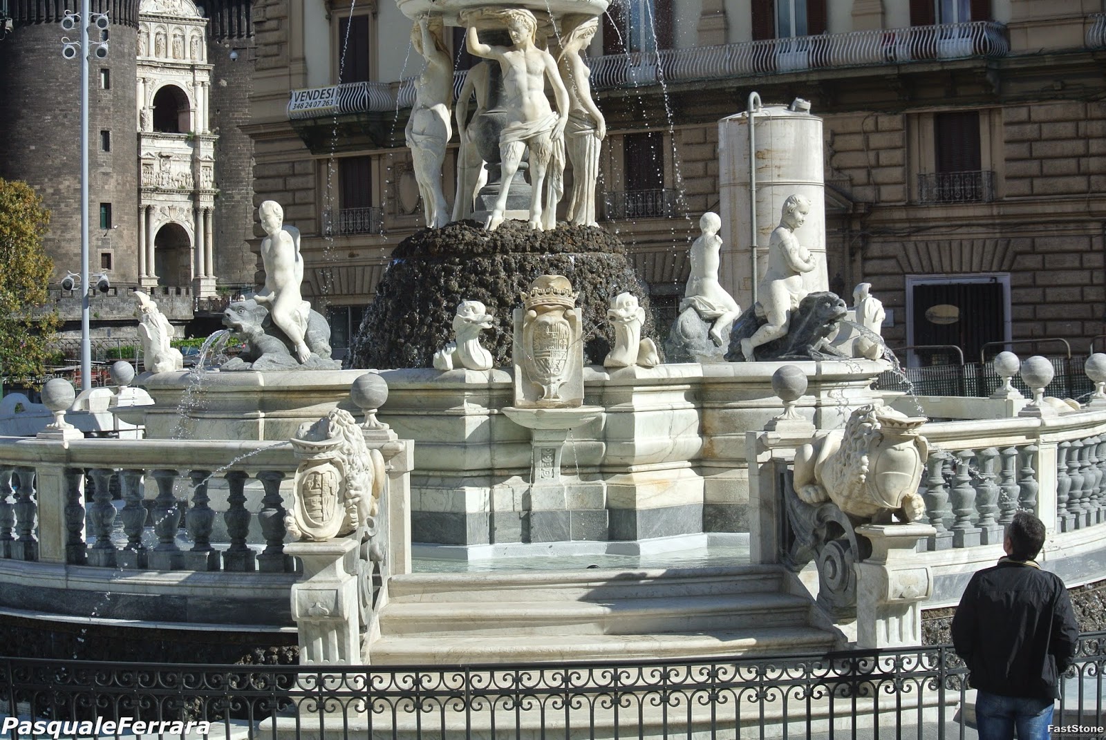 น้ำพุแห่งเนปจูน - Napoli | Secret World Trip Planner
