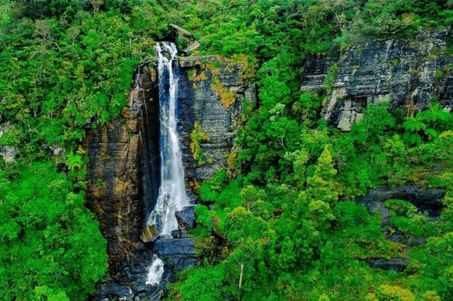 La cascata di Lover's Leap  - Distretto di Nuwara Eliya | Secret World Trip Planner