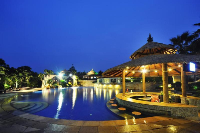  Haicang District, Riyuegu Hot Spring Resort  — Xia Men Shi