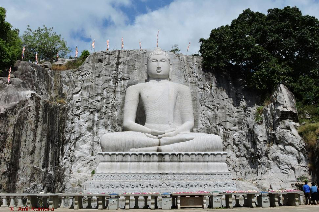 Rambodagalla-Buddha-Statue - Rambadagalla | Secret World Trip Planner