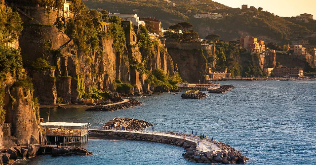 Pantai La Marinella - Spiaggia La Marinella | Secret World Trip Planner