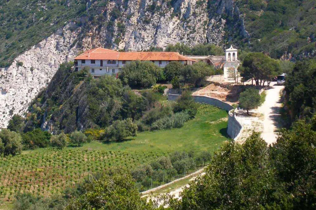 Monastero di Kipouria - Lixouri | Secret World Trip Planner